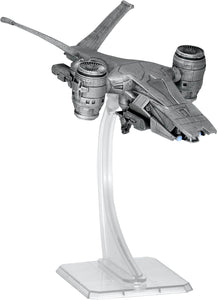 “Replica Hunter Killer Aerial de Terminator 2 sobre base de exhibición transparente.”