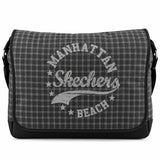 Bolso con Tapa Skechers Messenger Bag Negro 72802.06 | Estilo Urbano y Práctico