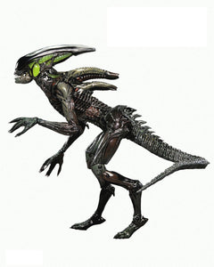 "Figura Spitter Alien NECA en acción con enfoque en sus articulaciones y acabado realista."