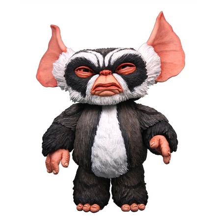“Figura George Mogwai de Gremlins 2 por NECA con expresión seria.”