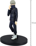 “Figura Inumaki Jujutsu Kaisen con uniforme negro y gesto silencioso.”