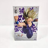 “Figura de acción Son Gohan Super Saiyajin Bandai en su empaque.”