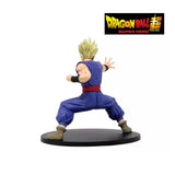 “Vista trasera de la figura Gohan DBS Blood of Saiyans en pose de ataque.”