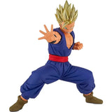  “Figura Gohan con base negra de exhibición y diseño coleccionable.”