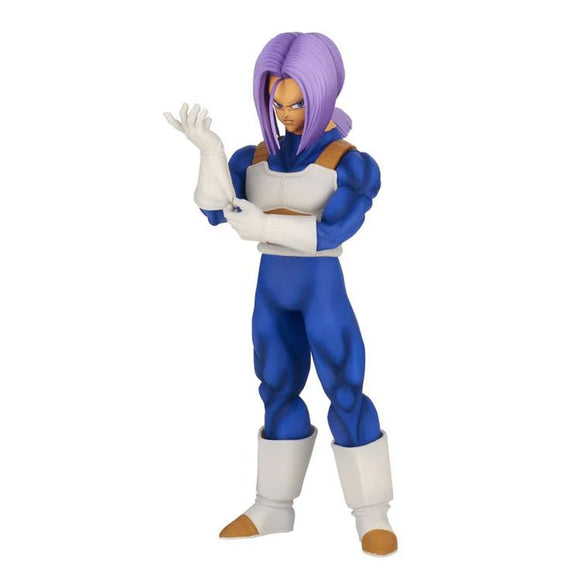 “Figura de Trunks Dragon Ball Z Solid Edge Works ajustando su guante.”