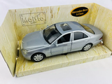 Auto a Escala 1:26 Mercedes Benz S-Class 31955M Maisto
