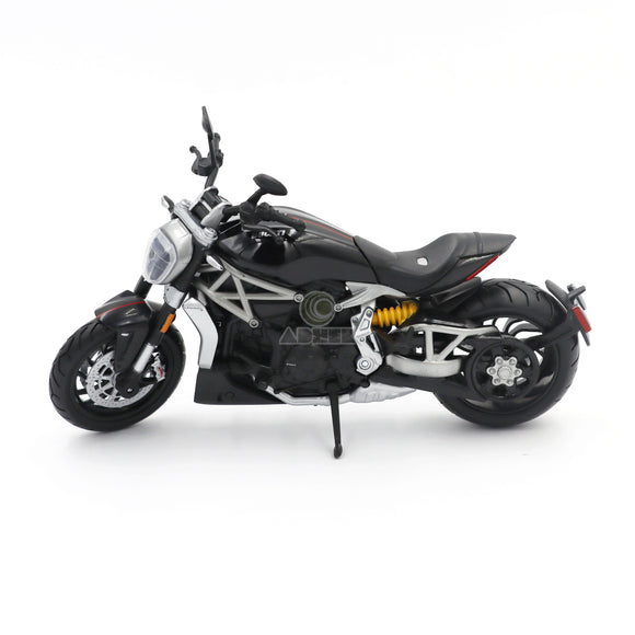 Moto a Escala 1:12 DUCATI X DIAVEL S MAISTO 31608G