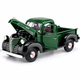 Camioneta Escala 1:24 Plymouth Pickup 1941 Roja y Negra | Motor Max MM-73278AC