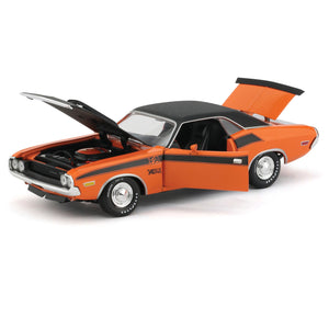 AUTO 1.24 DODGE CHALLANGER T/A 1970 (R69 1-02) 40300-69B M2