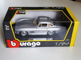 AUTO 1:24 MERCEDES BENZ 300SL plata 18-22023 BBURAGO