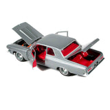 AUTO 1:18 DODGE 330 1963 azul claro met 31652 MAISTO