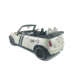 AUTO 1:24 MINI COOPER CABRIO blan 31021 MAISTO