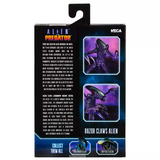 “Vista trasera del empaque con historia y fotos de Razor Claws Alien.”