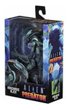 "Figura Aracnoid Alien de 18 cm en su empaque original de NECA, de la serie Arcade Aliens vs Predator."