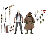  "Figuras Casey Jones y Rafael con bates, palos de hockey, armas Sai y pedazo de pizza."