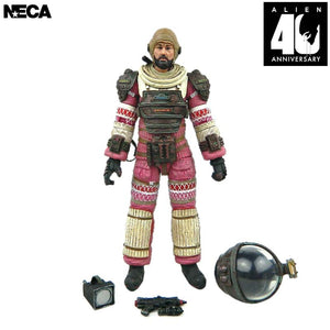  "Figura de acción Dallas con sus accesorios incluidos: casco espacial, pistola y monitor portátil."