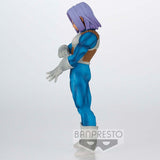 “Figura lateral de Trunks con armadura Saiyajin y base incluida.”
