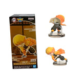“Figura zenitsu con base plástica para exhibición.”