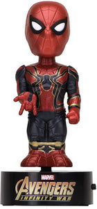 "Figura Iron Spider Body Knockers NECA en su empaque original, inspirado en Avengers: Infinity War".