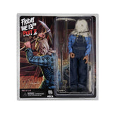 "Figura de Jason Voorhees de 20 cm con prenda textil, inspirada en Friday the 13th Parte 2 en empaque original."