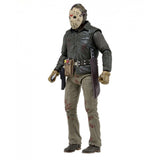 "Figura de Jason Voorhees con sus accesorios incluidos: máscara adicional y lápida de Jason."