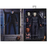  "Figura de acción Michael Myers Halloween de 7 pulgadas en su empaque original de NECA."