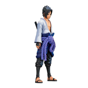 “Figura de Sasuke Uchiha Grandista estilo manga con detalles sombreados.”