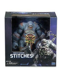 “Figura Stitches NECA en su caja original Heroes of the Storm.”