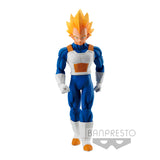  “Figura completa de Vegeta Super Saiyan con armadura azul de Dragon Ball Z.”