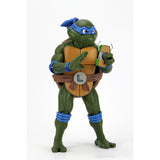 “Leonardo con sus espadas katana en pose lista para combate.”