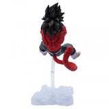 Vegeta SSJ4 en pose de ataque con detalles en cabello y guantes