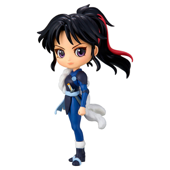 “Figura chibi de Setsuna con uniforme azul y espada al cinturón.”