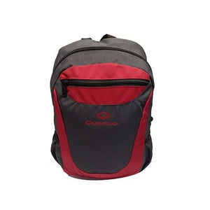 Mochila Quechua QC-14212 Guinda/Verde con Bolsillos Laterales y Divisiones Internas
